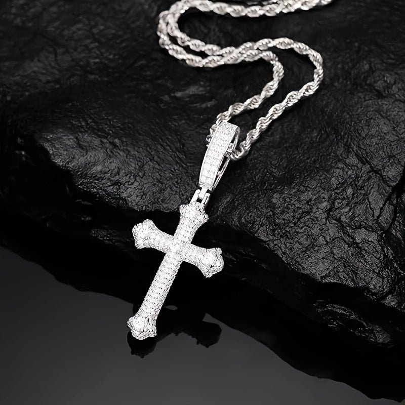 Exquisite S925 Sterling Silver Moissanite Pendant Necklace Elegant 18K Gold Plated