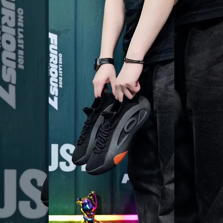 Divine Power Breathable Knit Slip On Sneakers For Men
