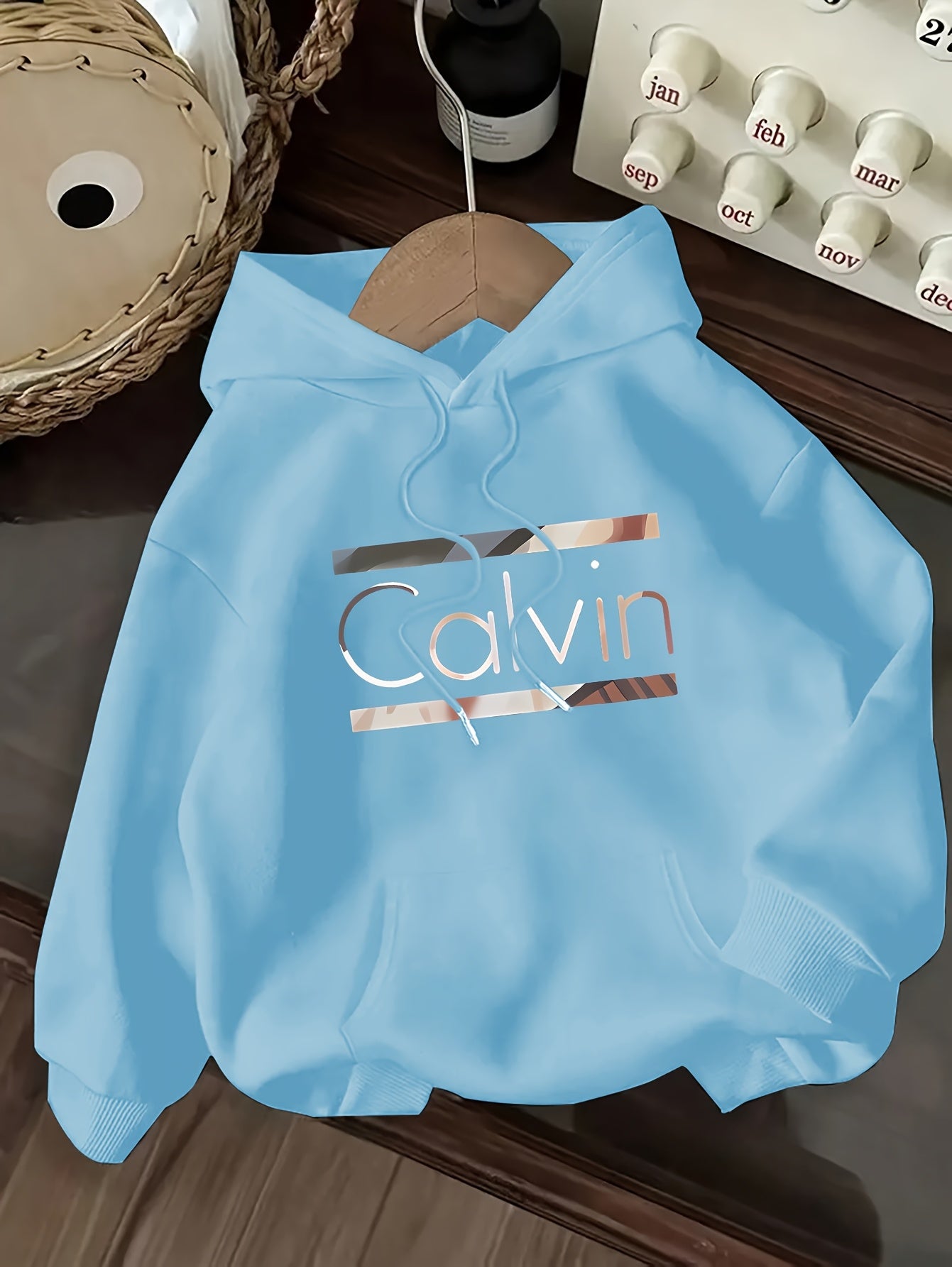 Divine Power Hoodie With Front Pocket Letter Print Light