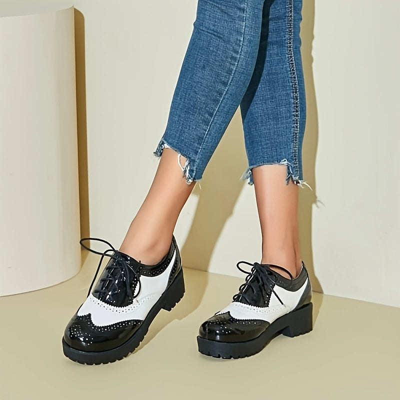 Women's Lace Up Wingtip Oxford Shoes for Classic Elegance and Comfort