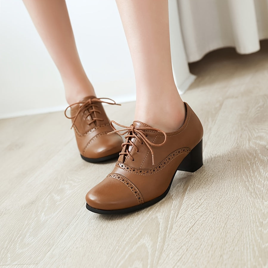 Vintage Brown Wingtip Oxfords for Women Lace-Up Style