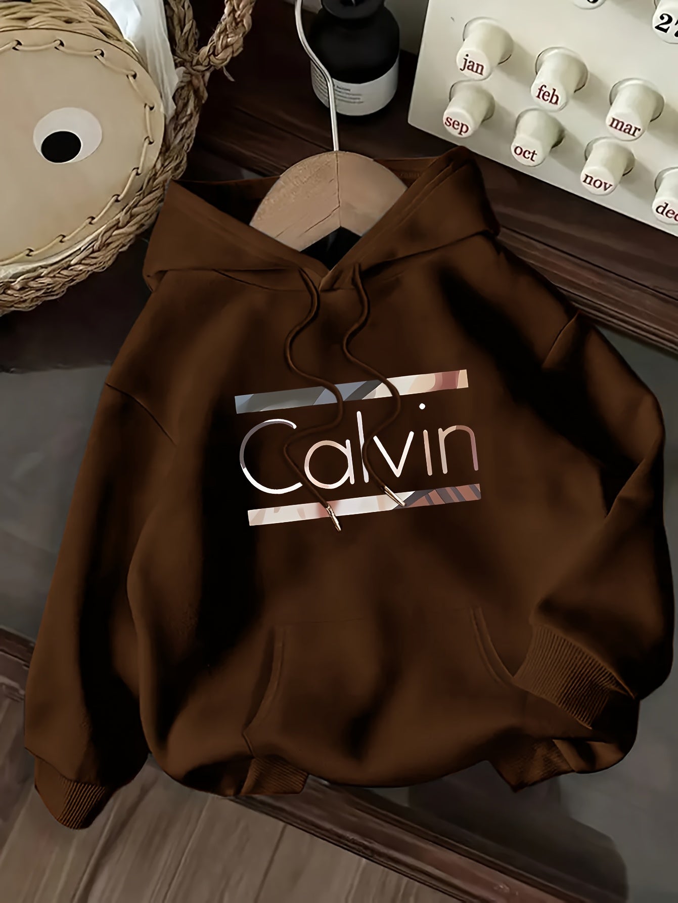 Divine Power Hoodie With Front Pocket Letter Print Light