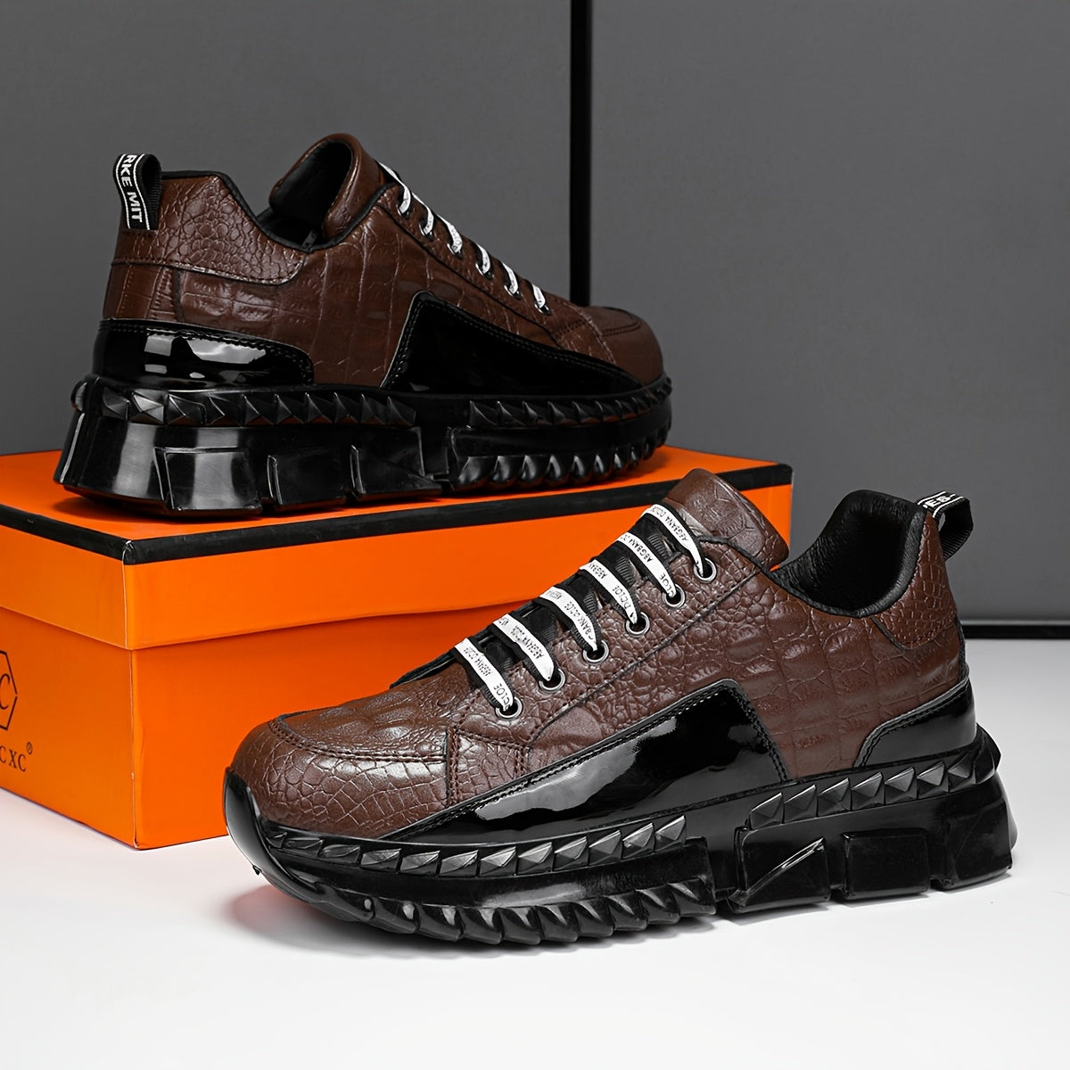 European Style Men Casual Lace Up Sneakers Thick Sole