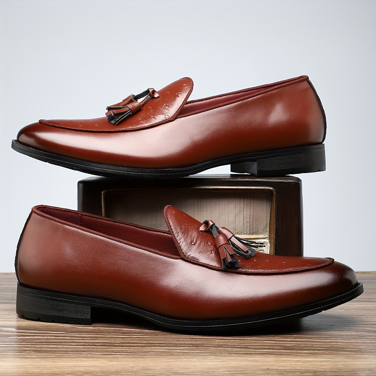 Slip-on Loafers Pointed Toe Rubber Sole for Men