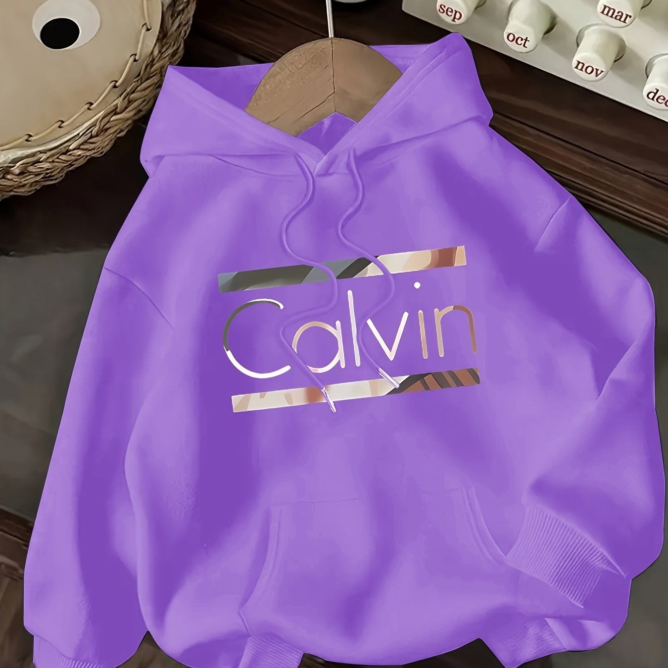 Divine Power Hoodie With Front Pocket Letter Print Light
