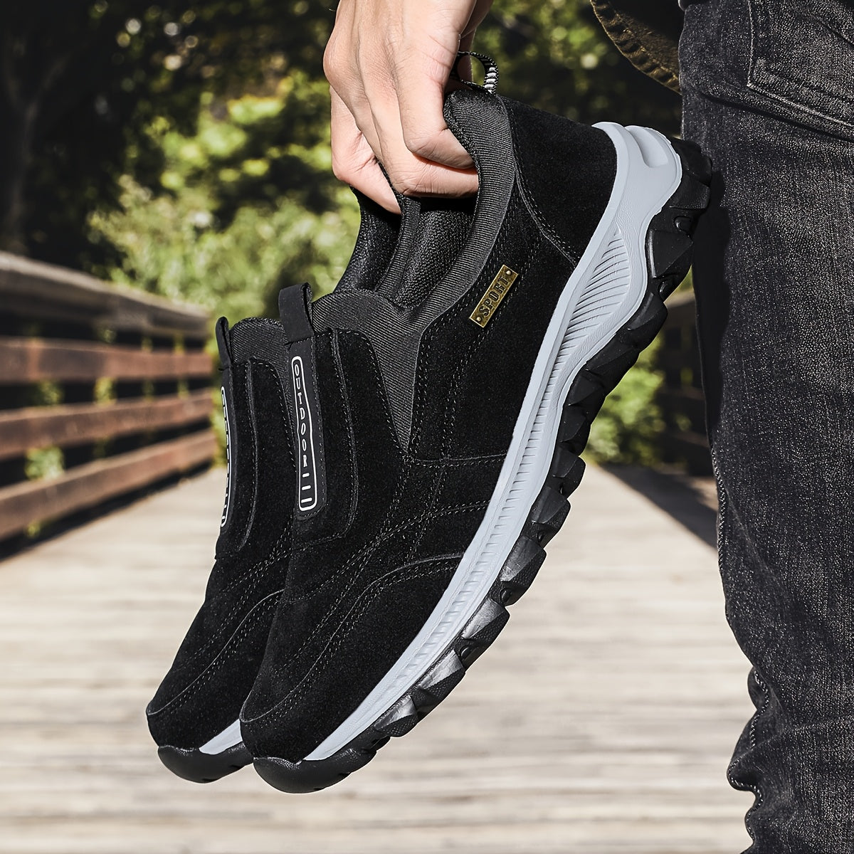 Casual Men Slip On Sneakers Round Toe EVA Comfortable