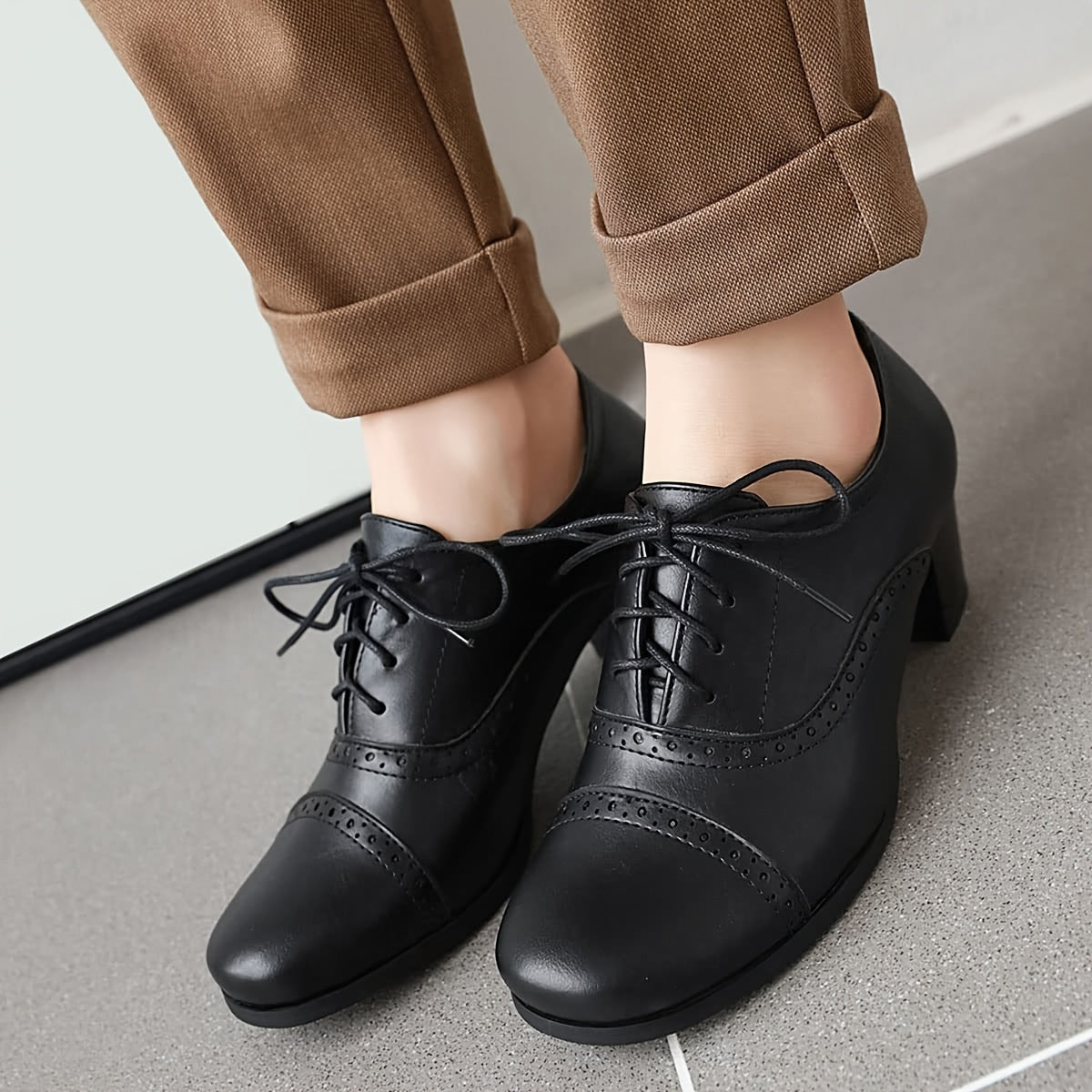 Vintage Oxford Lace Up Chunky Heel Brogues For Women