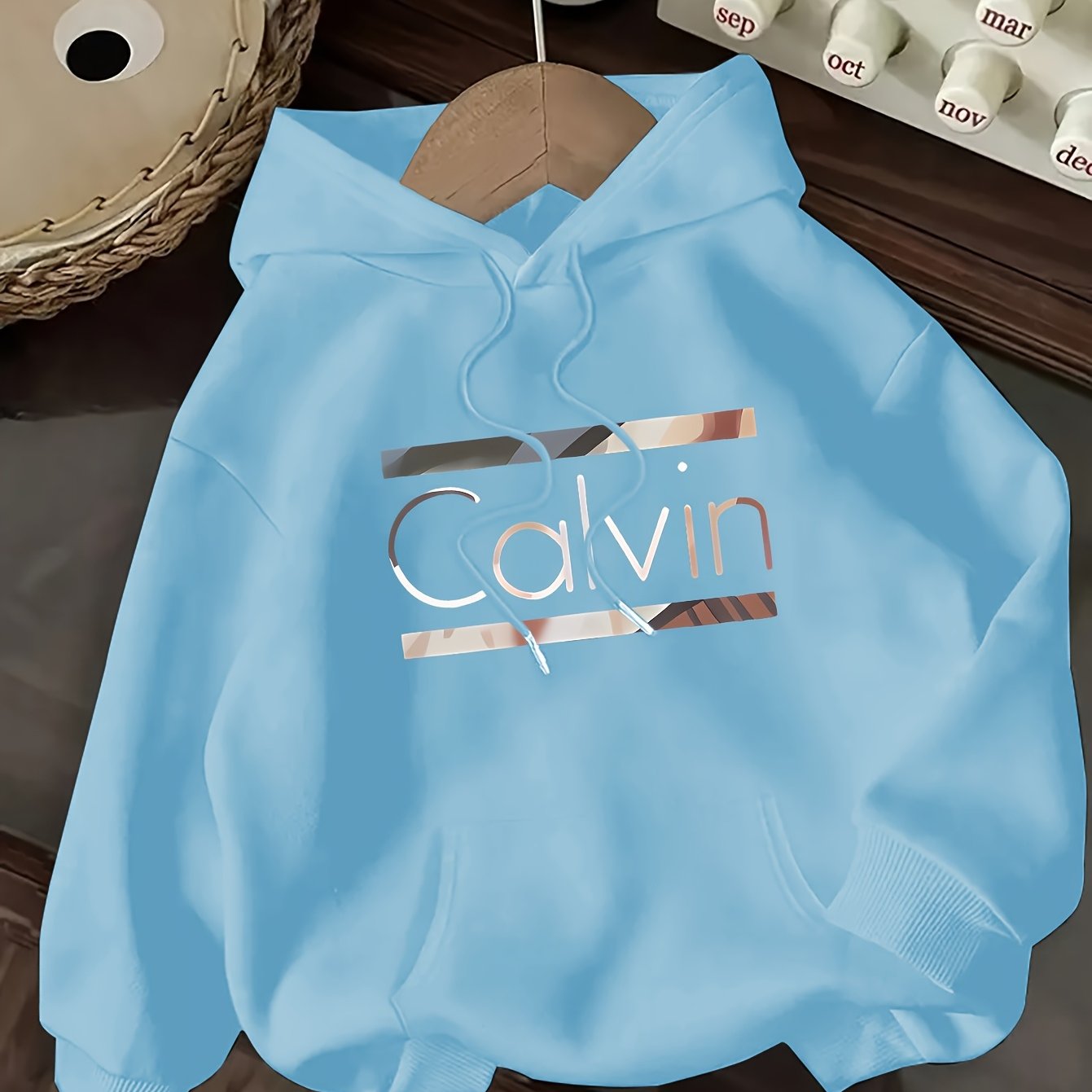 Divine Power Hoodie With Front Pocket Letter Print Light