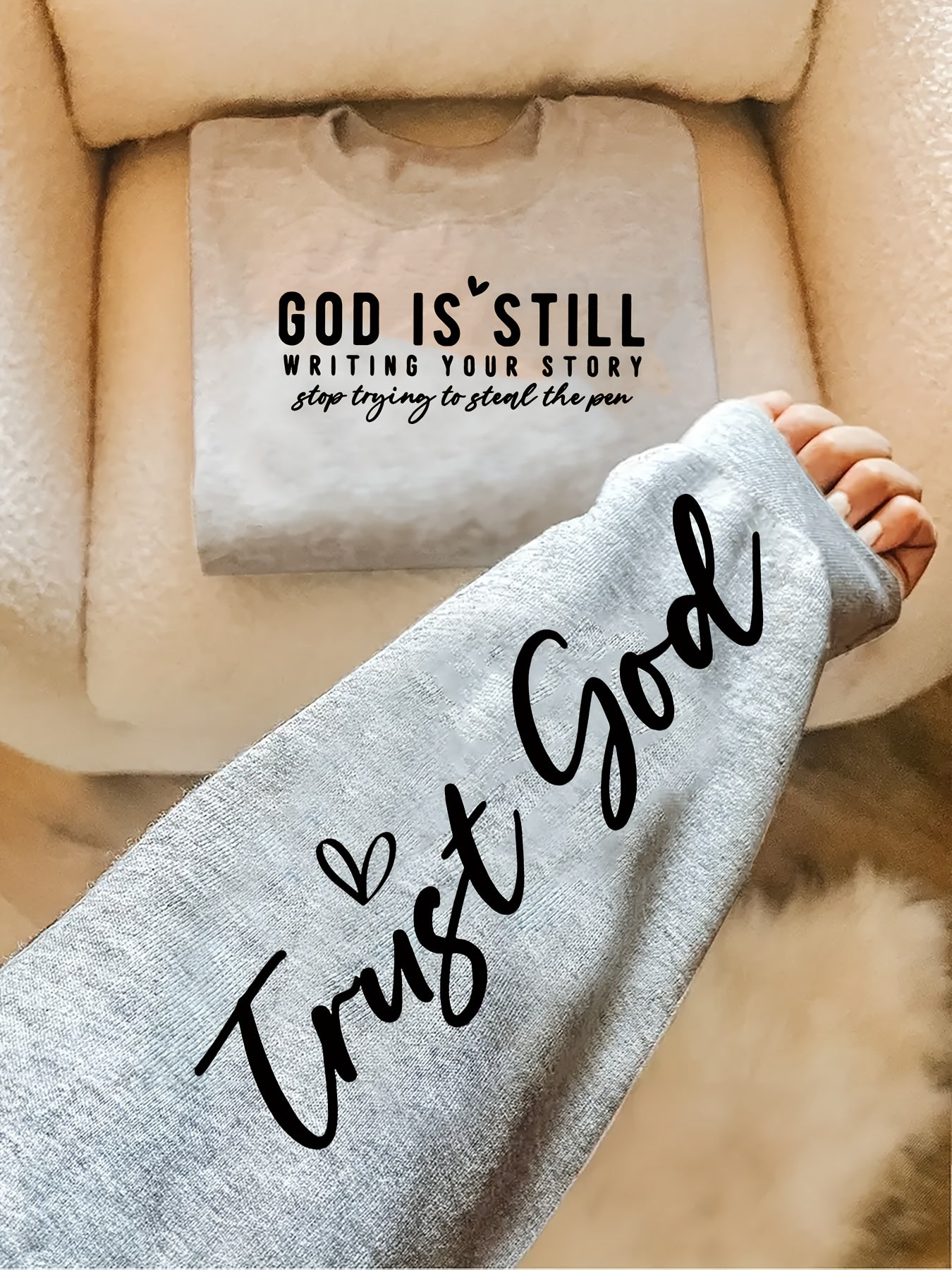 In His Divine Power Letter Print Pullover Sweatshirt Women